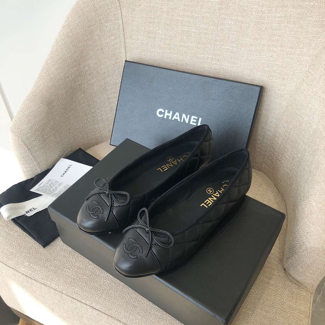 Ch**el Ballet Flats Black For Women