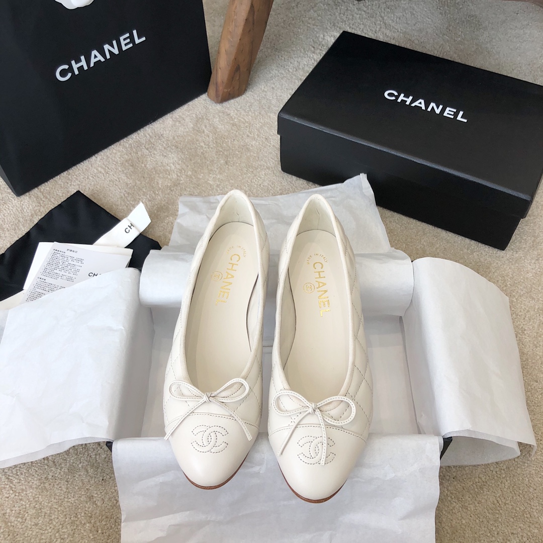 Ch**el Ballet Flats White For Women