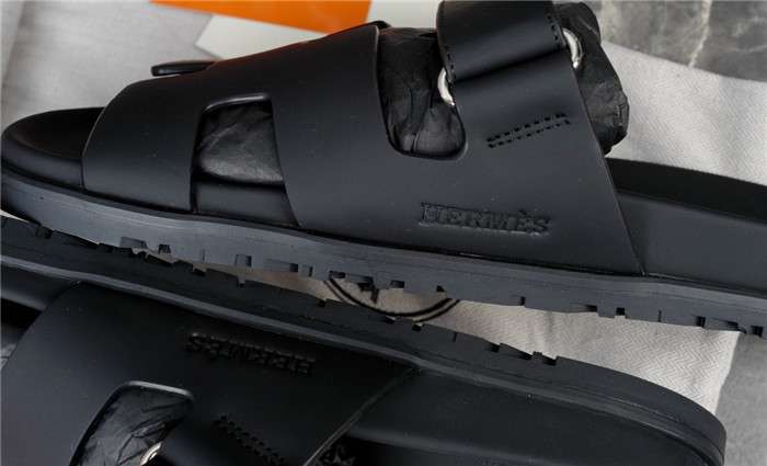 H**me5 Chypre Sandal Black For Women