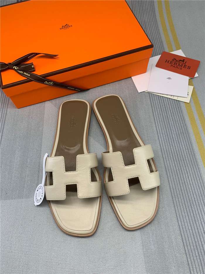 H**me5 Oran Sandal Cream For Women