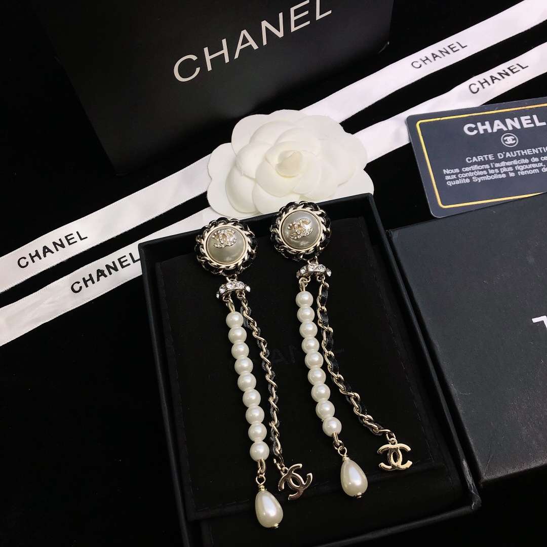 Ch**el Small Fragrant Pearl Earrings White For Women