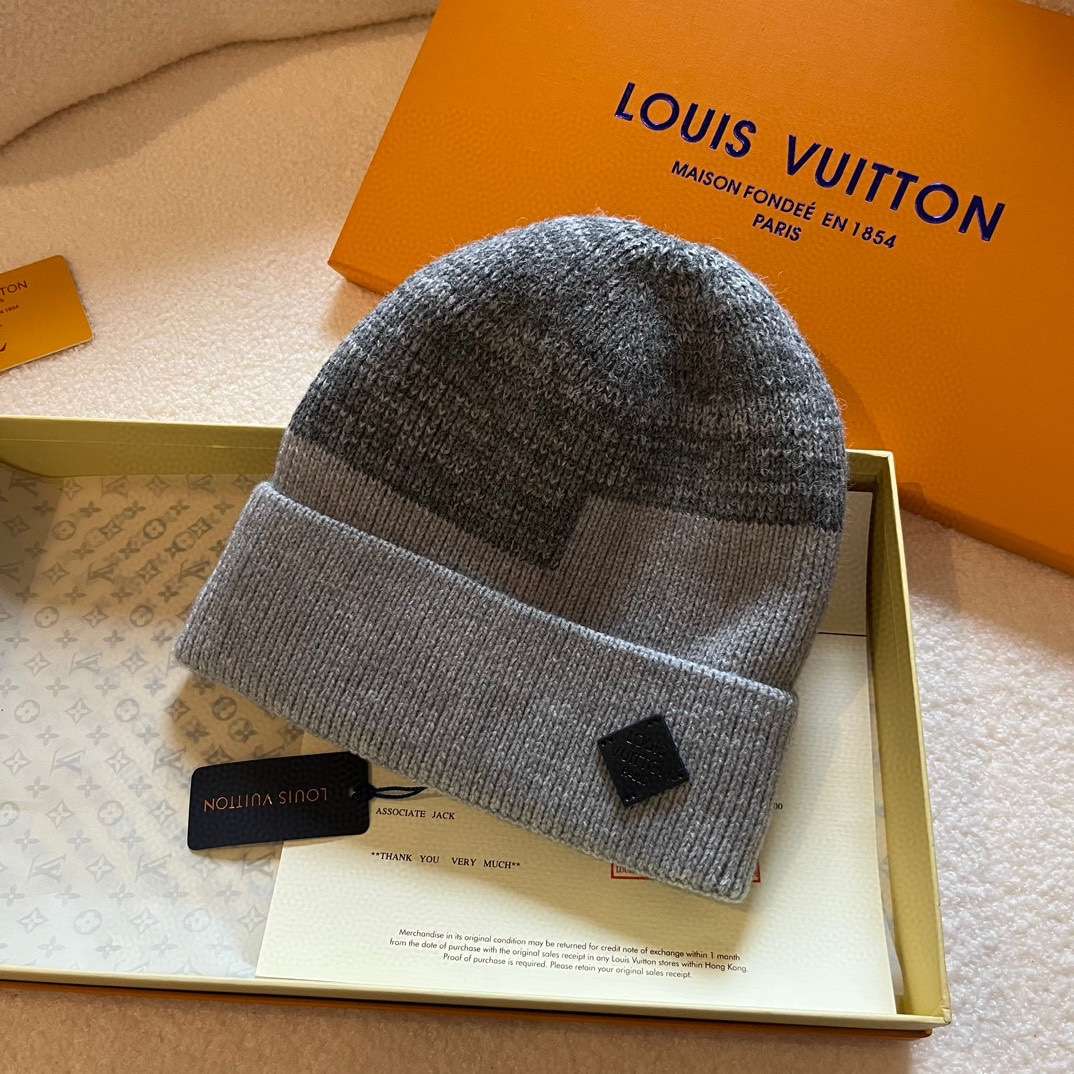 L0vis Vvtt0n Neo Petit Damier Beanie Grey For Women