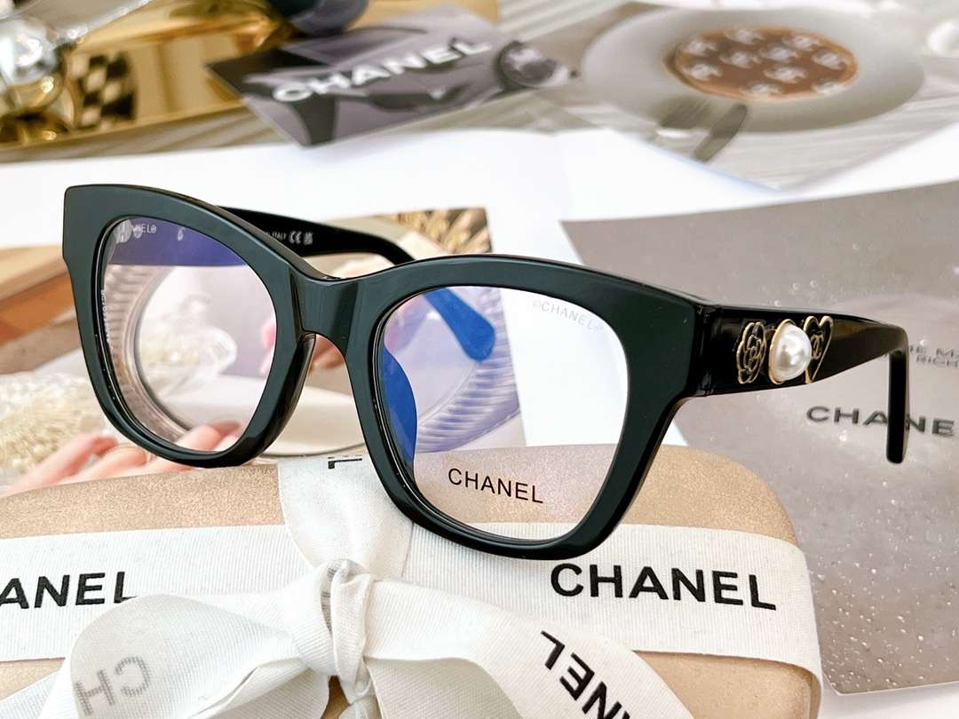 Ch**el Cat Eye Frame Sunglasses Black For Women