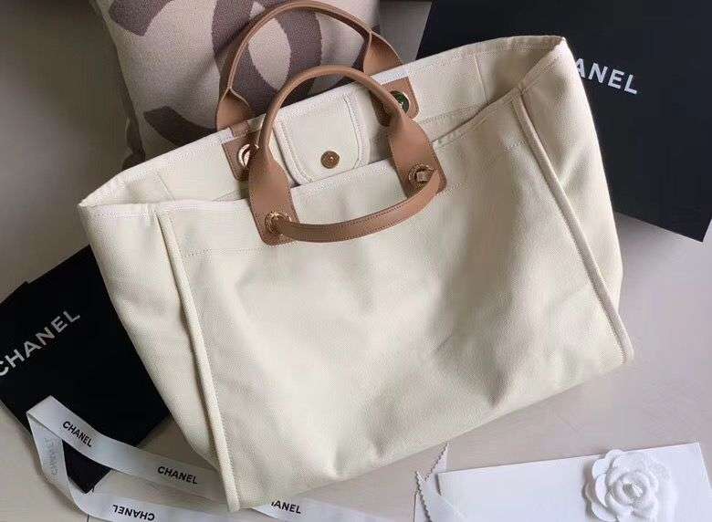 Ch**el Large Deauville Pearl Tote Bag White For Women 15in/38cm A66941