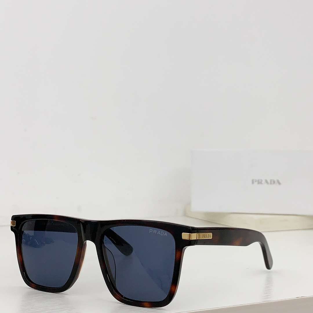 Pra*a Ombre Square Sunglasses Black For Women