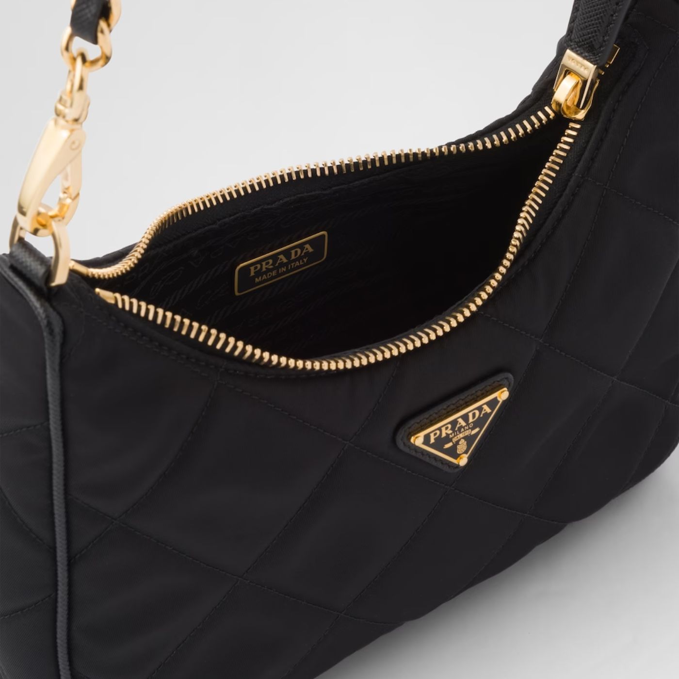 Pra*a Re-Edition 1995 Chaîne Re-Nylon Mini-Bag Black For Women 1BC204_2AOS_F0002_V_QOO- 22 Cm/ 8.6 Inches