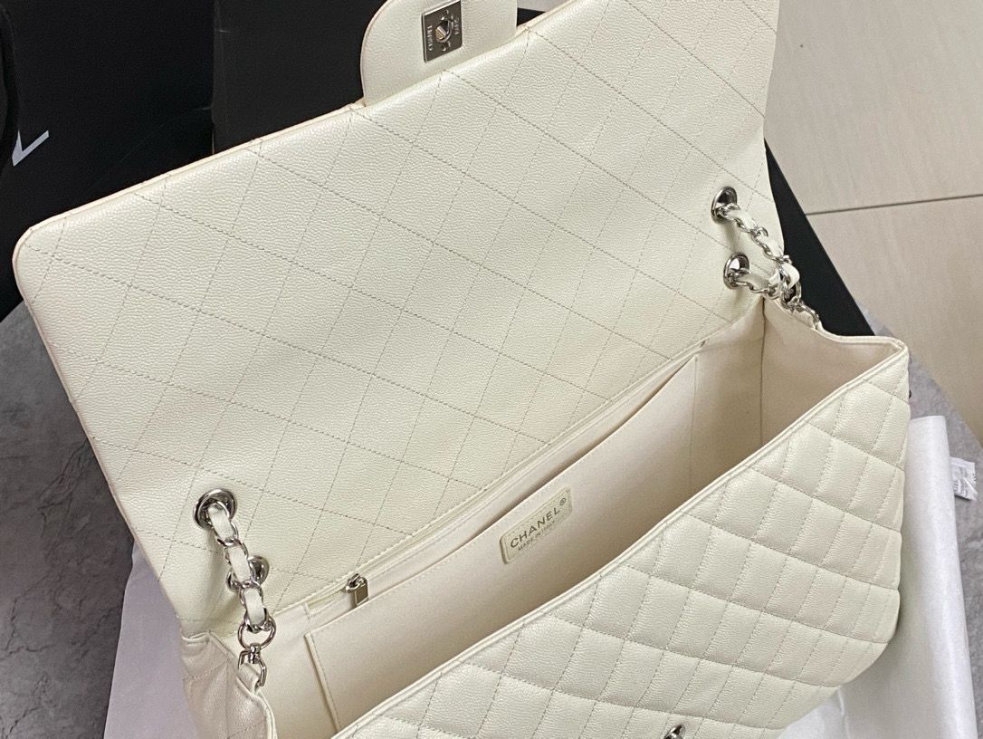 Ch**el Maxi Jumbo XL Classic Bag White For Women 35cm/13.8in