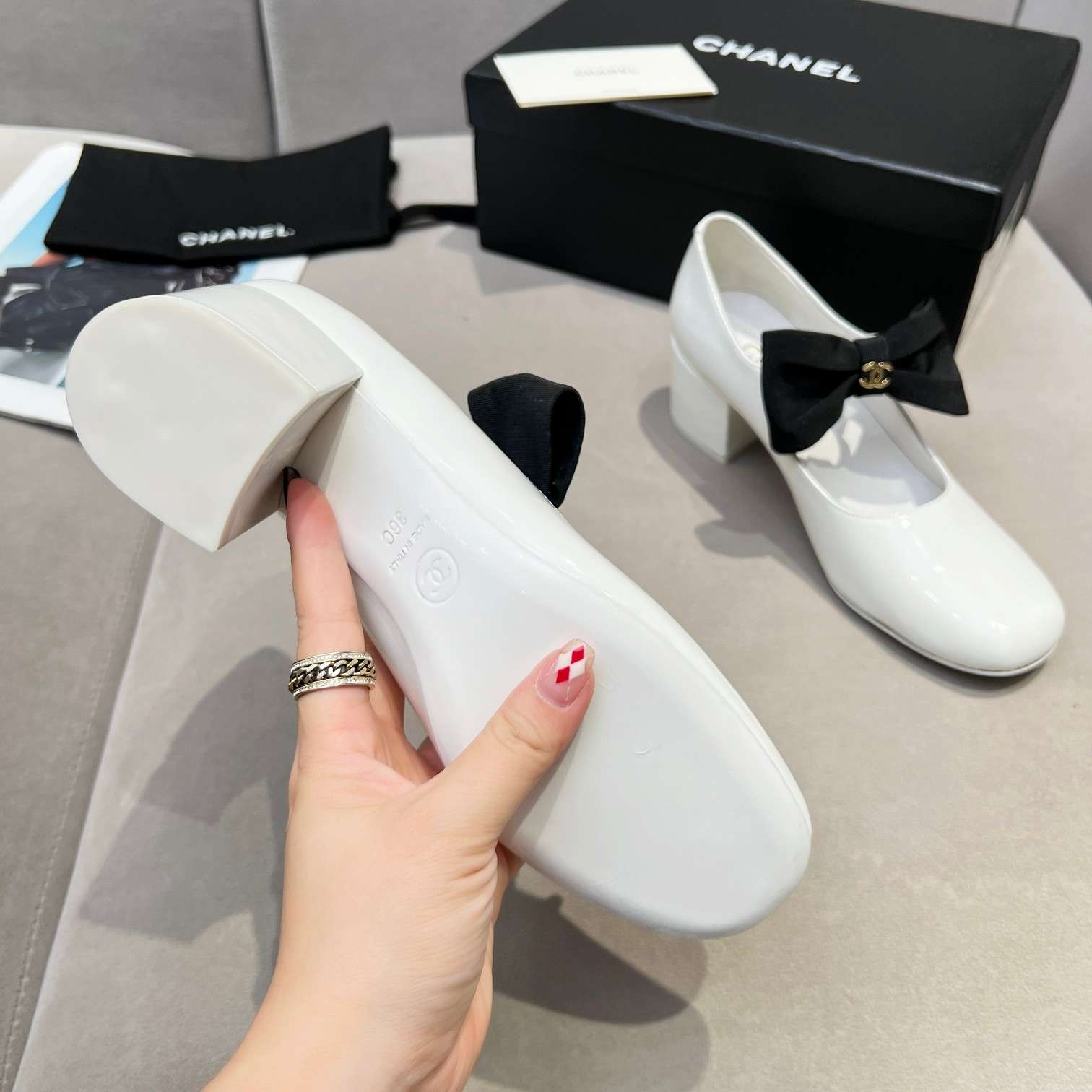 Ch**el Bow Mary Jane White For Women