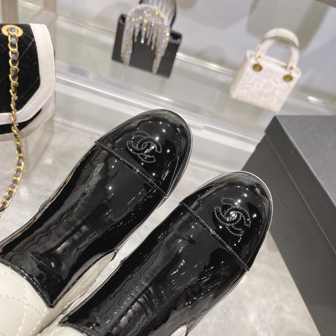 Ch**el Short Boots Black/White For Women