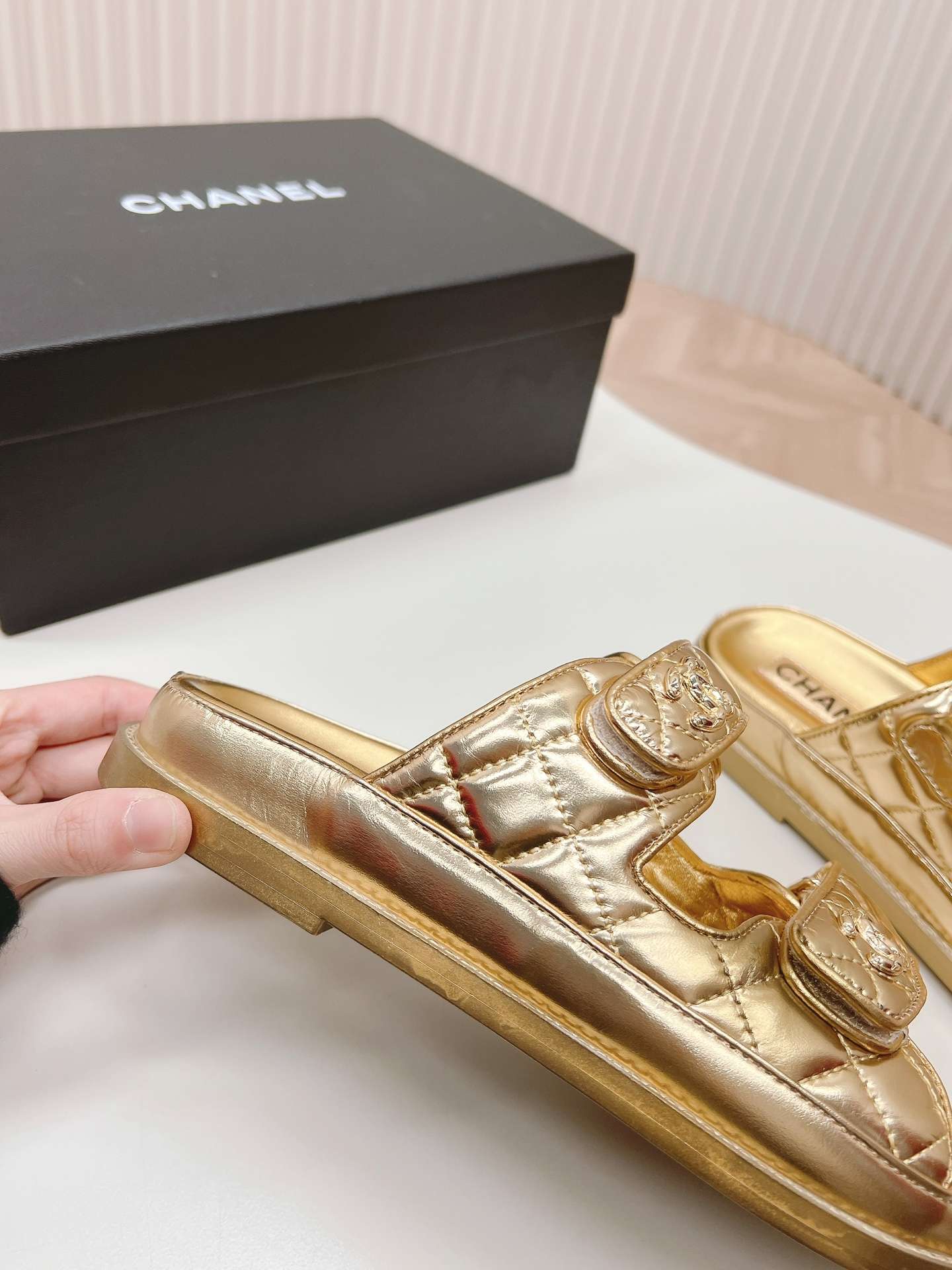 Ch**el Sandals With Ch**el Logo Gold For Women