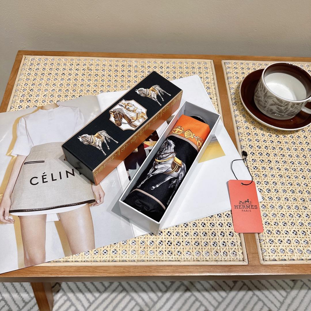 H**me5 Long Umbrella With Horse Motif Black