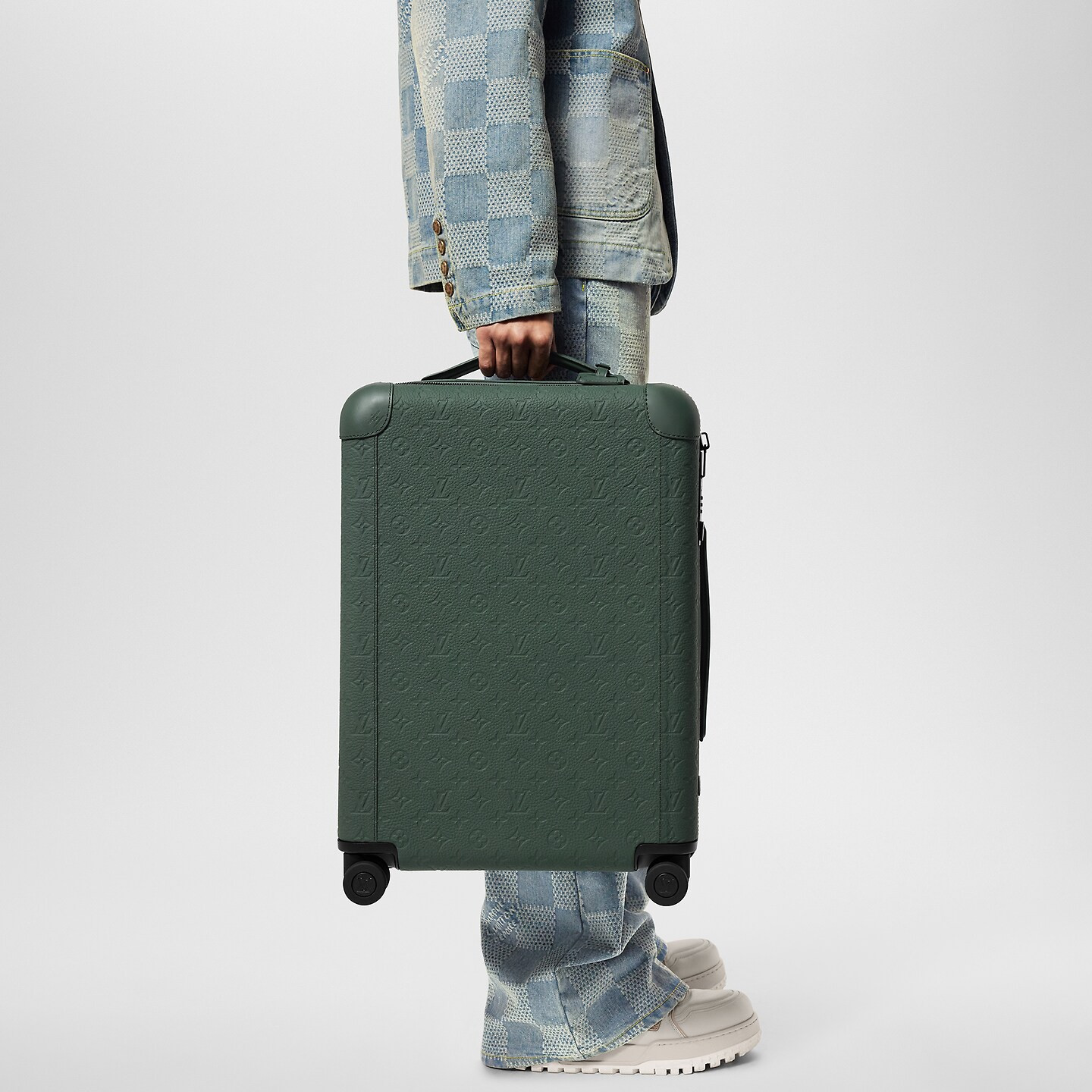 L0vis Vvtt0n Horizon 55 Green 21.6 Inches/ 55 Cm M24194