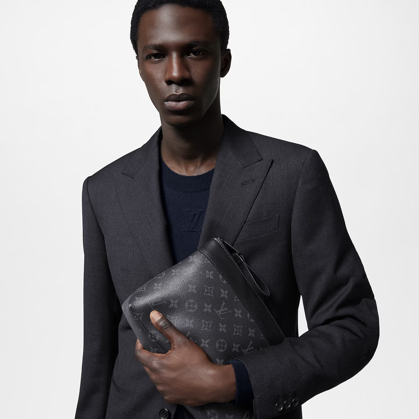 L0vis Vvtt0n Pochette Voyage Souple Black Bag For Men 11.2in/30cm M82543