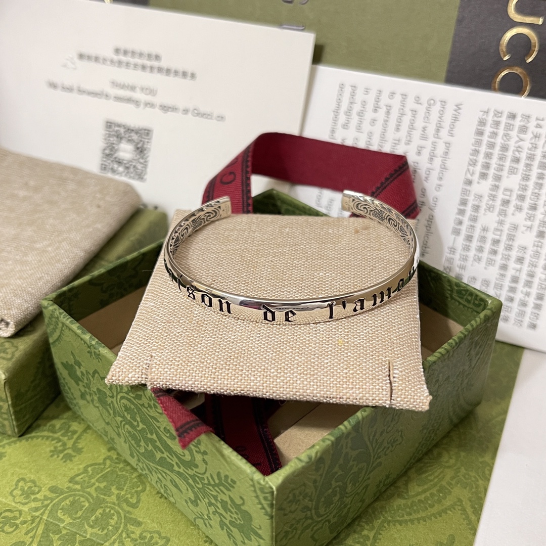 Gvc*1 Ma1s0n De l’Amour Bracelet Silver For Women