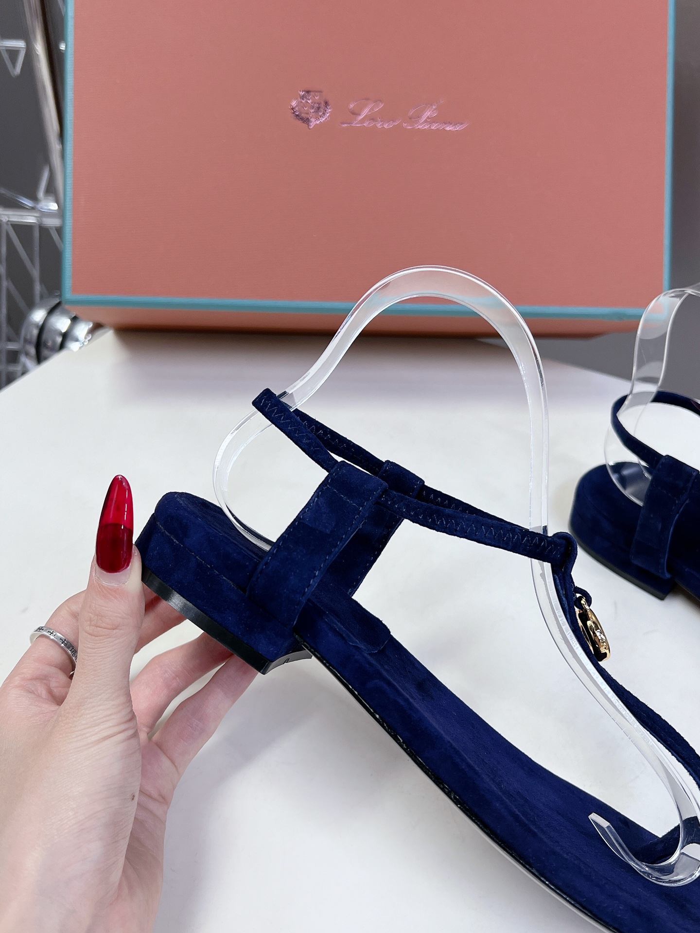 L0r0 P1ana Mindil Sandal Navy Blue For Women – FAO1561 W000