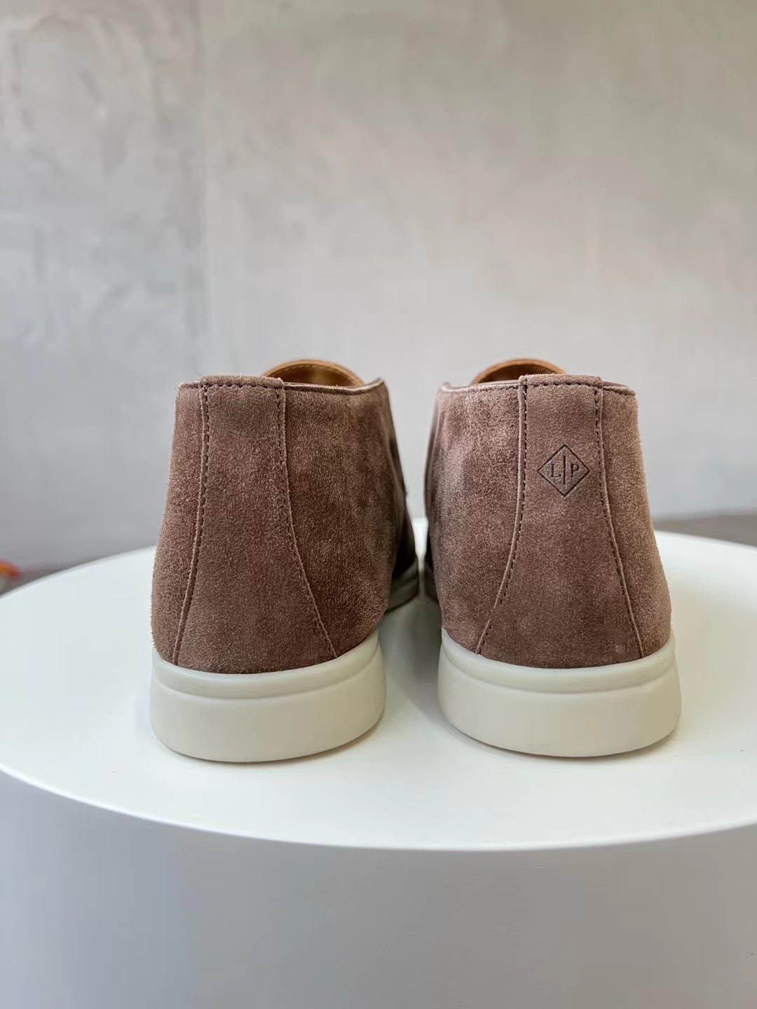 L0r0 P1ana Open Walk Chukka Boots Grey For Men FAI9283