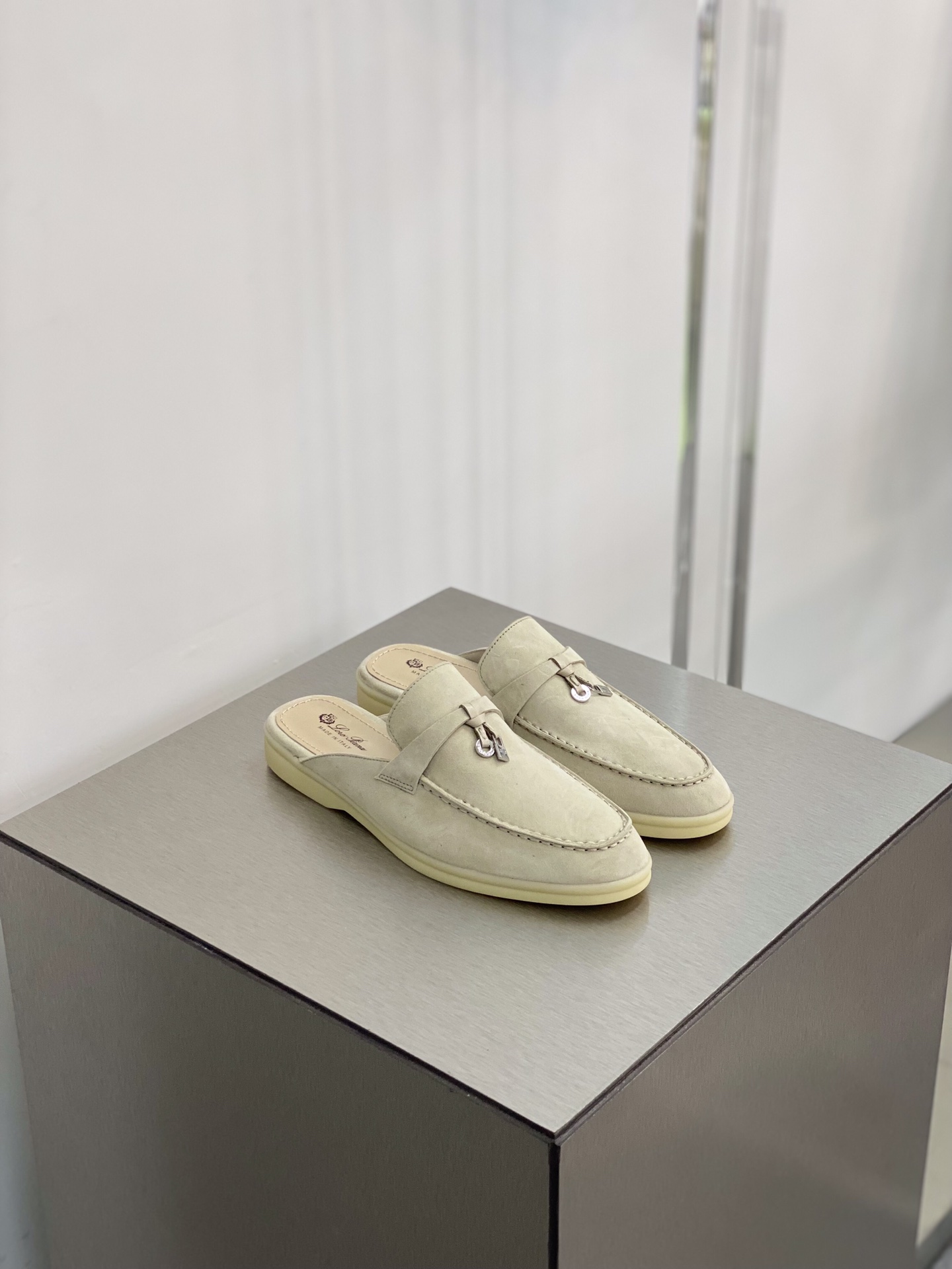 L0r0 P1ana Babouche Charms Walk Loafers Linen For Women – FAI1543 D746