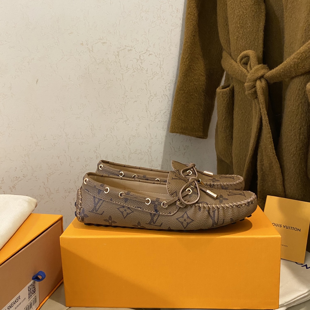 L0vis Vvtt0n Gloria Flat Loafer Brown For Women