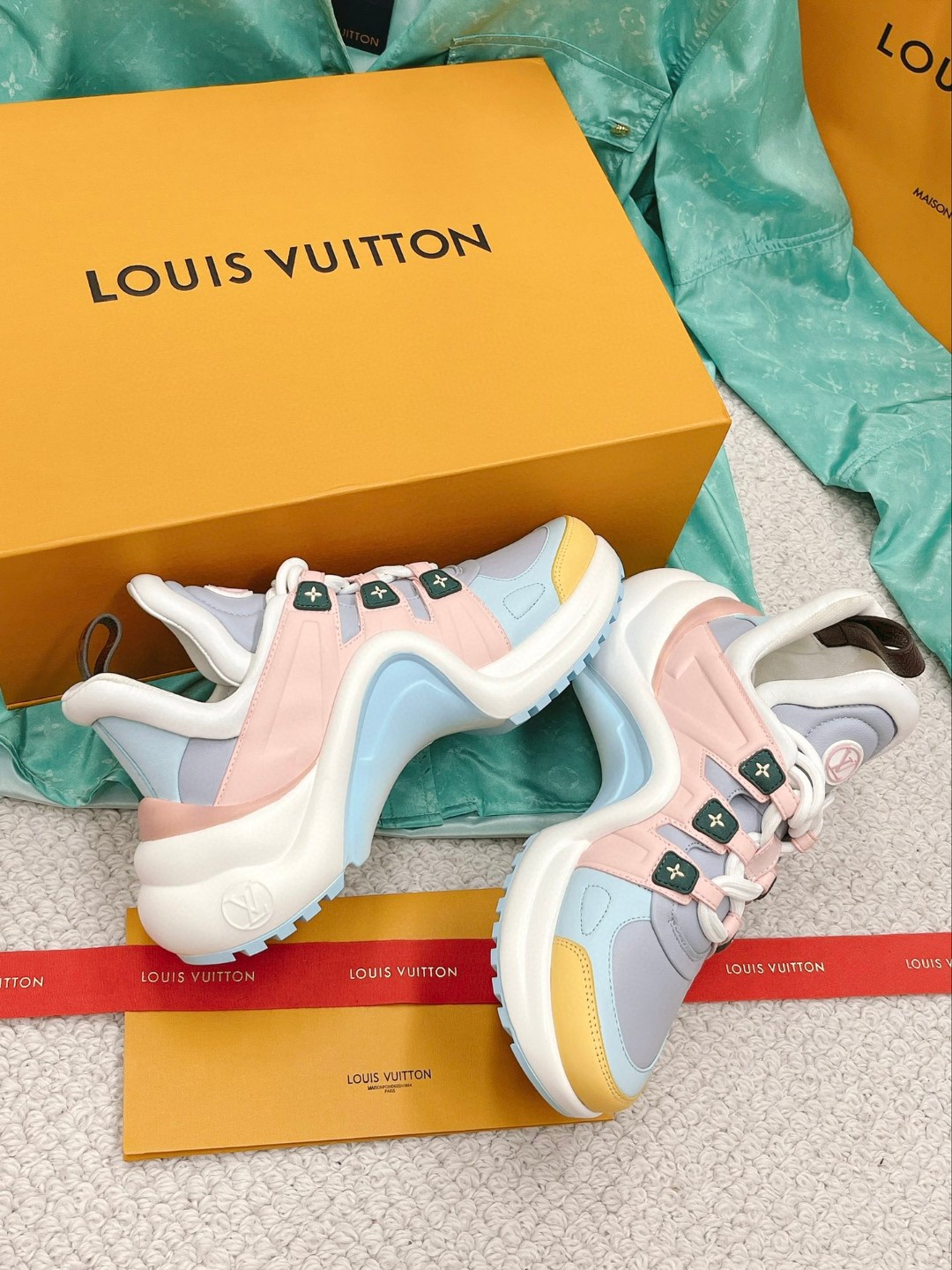 L0vis Vvtt0n LV Archlight Sneaker Multicolor For Women