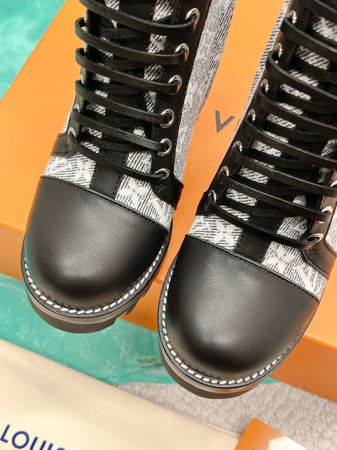 L0vis Vvtt0n Star Trail Ankle Boots Grey For Women 1AB2XH