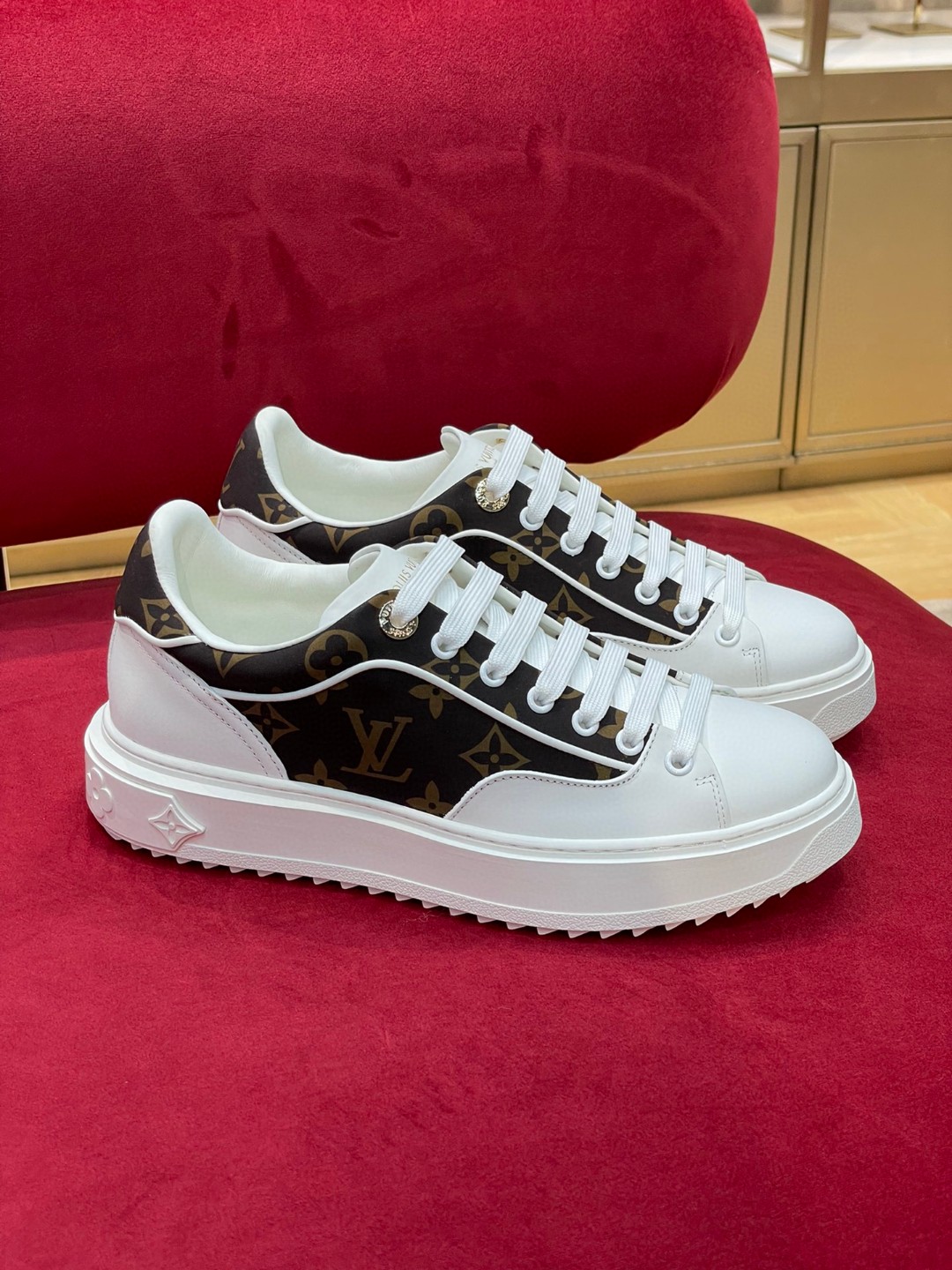 L0vis Vvtt0n Time Out Sneaker Brown For Women 1AAP2U