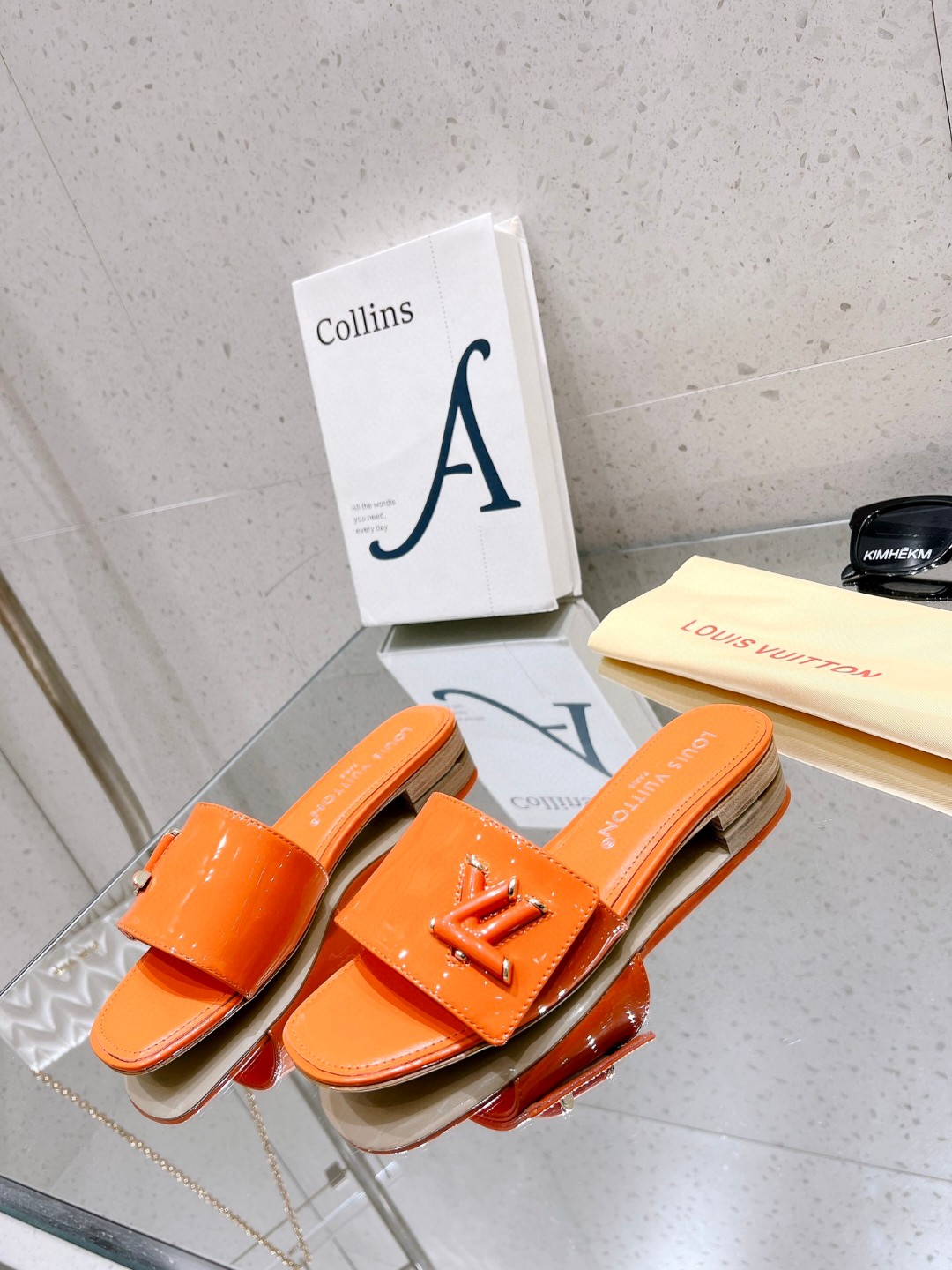 L0vis Vvtt0n Shake Flat Mule Orange For Women