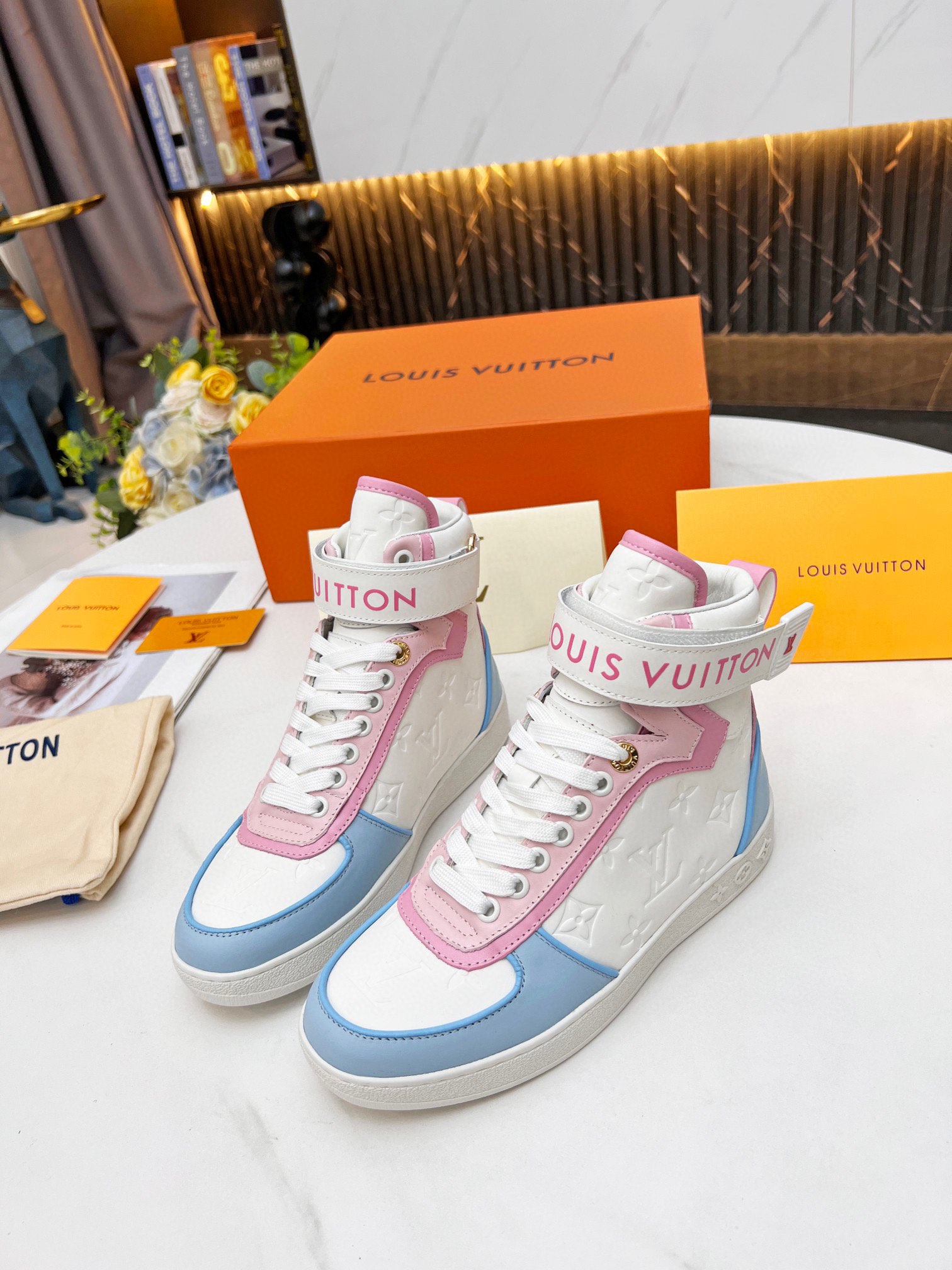 L0vis Vvtt0n Women’s Boombox Sneaker Boots Pink For Women LV