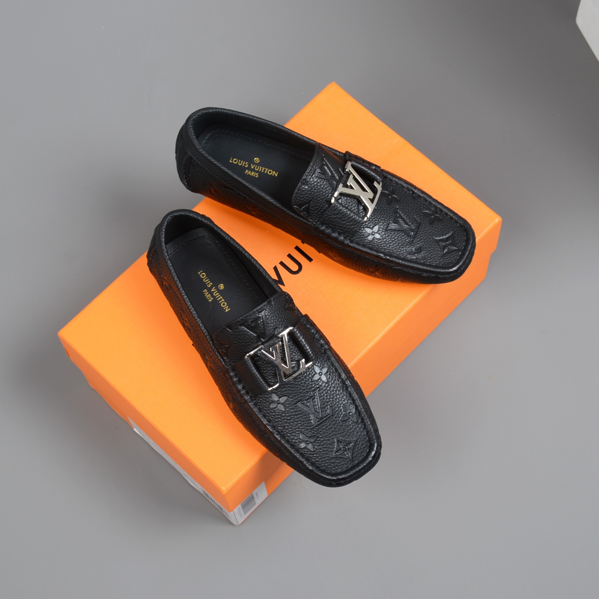 L0vis Vvtt0n Monte Carlo Mocassin Black For Men LV 1A9F9Q