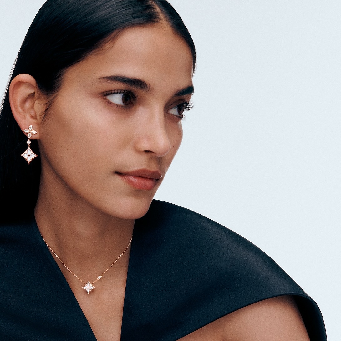 L0vis Vvtt0n Color Blossom Double Star Long Earrings Pink-Toned For Women Q06489