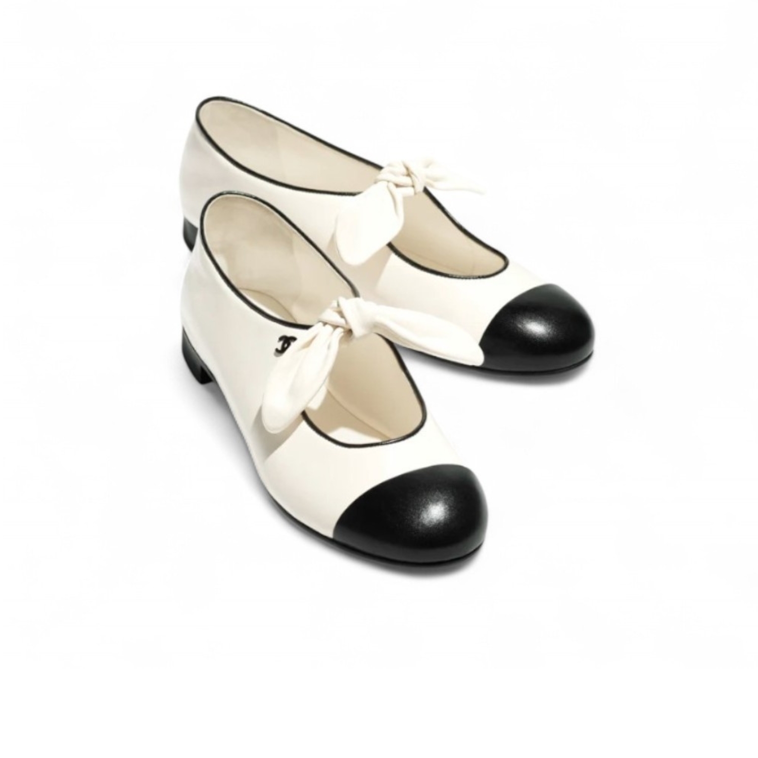 Ch**el Mary Janes White/Black For Women G46149-X01000-NABTK