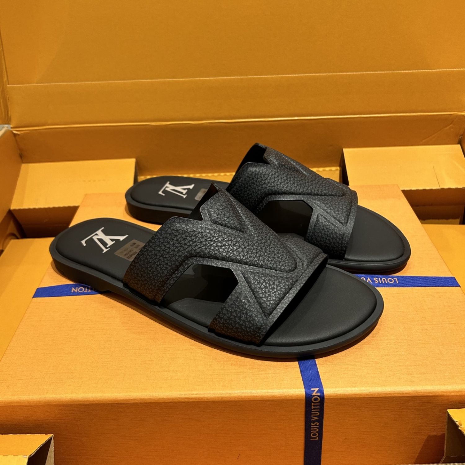 L0vis Vvtt0n Oasis Mule Black For Men