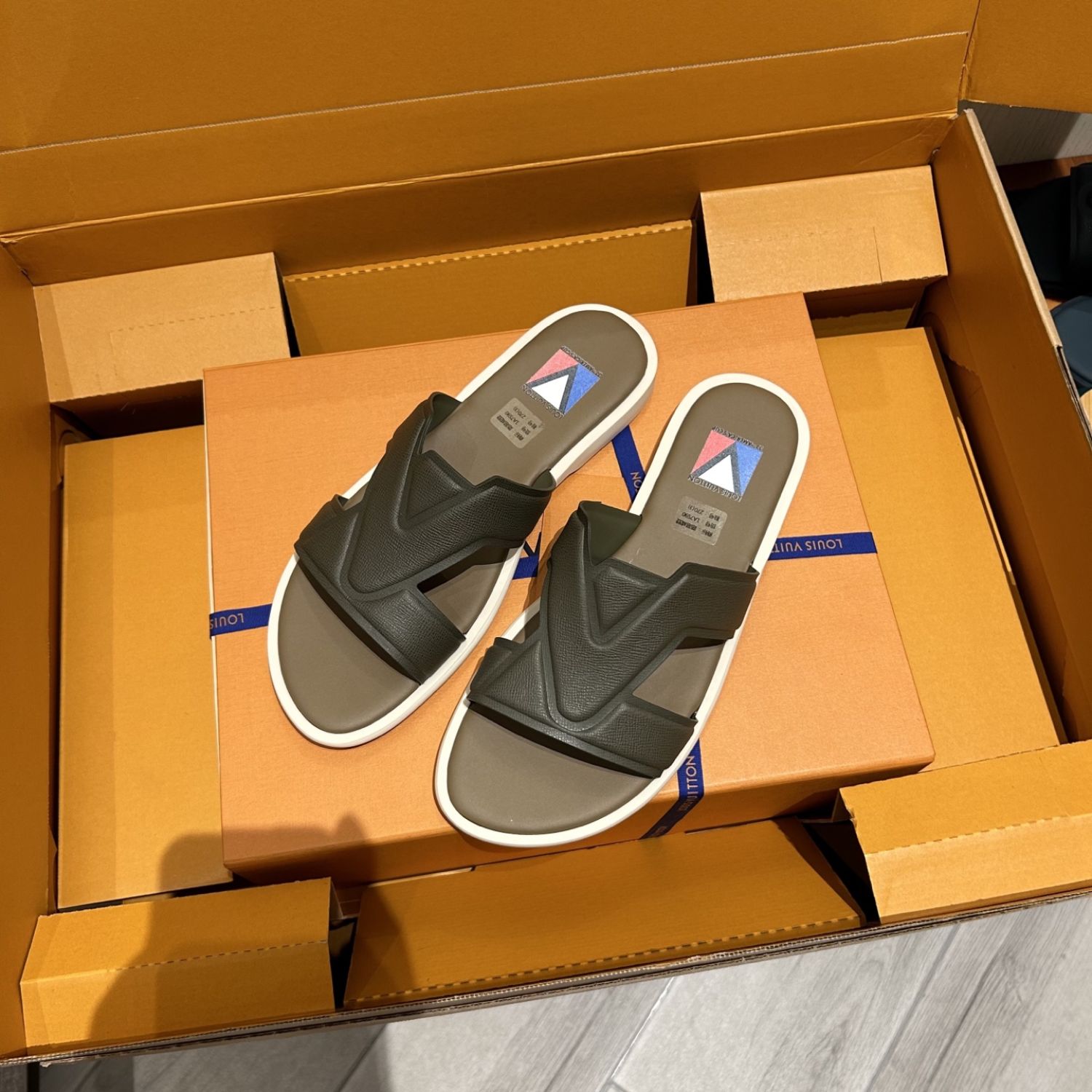 L0vis Vvtt0n Oasis Mule Brown For Men