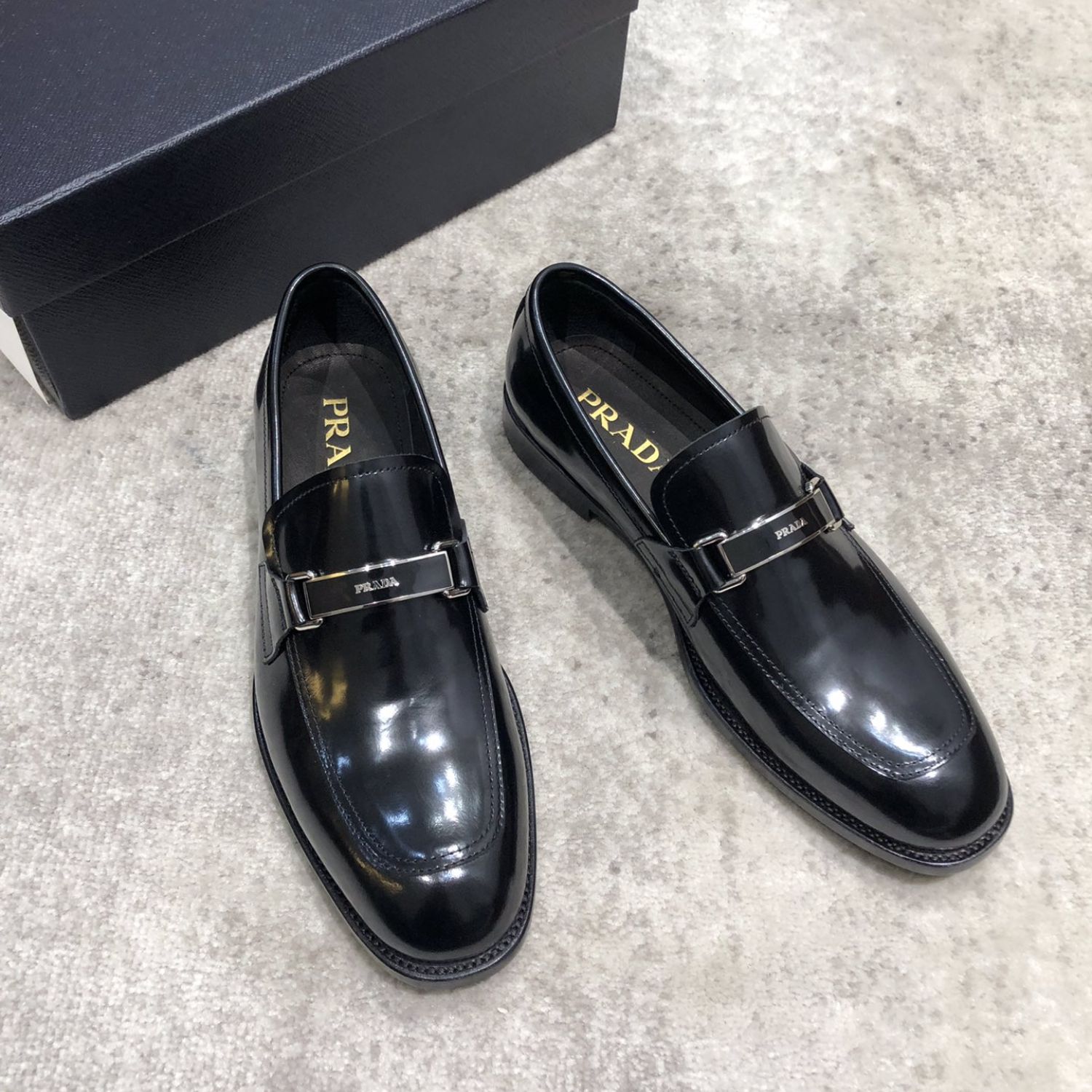 Pra*a Leather Loafer Black For Men