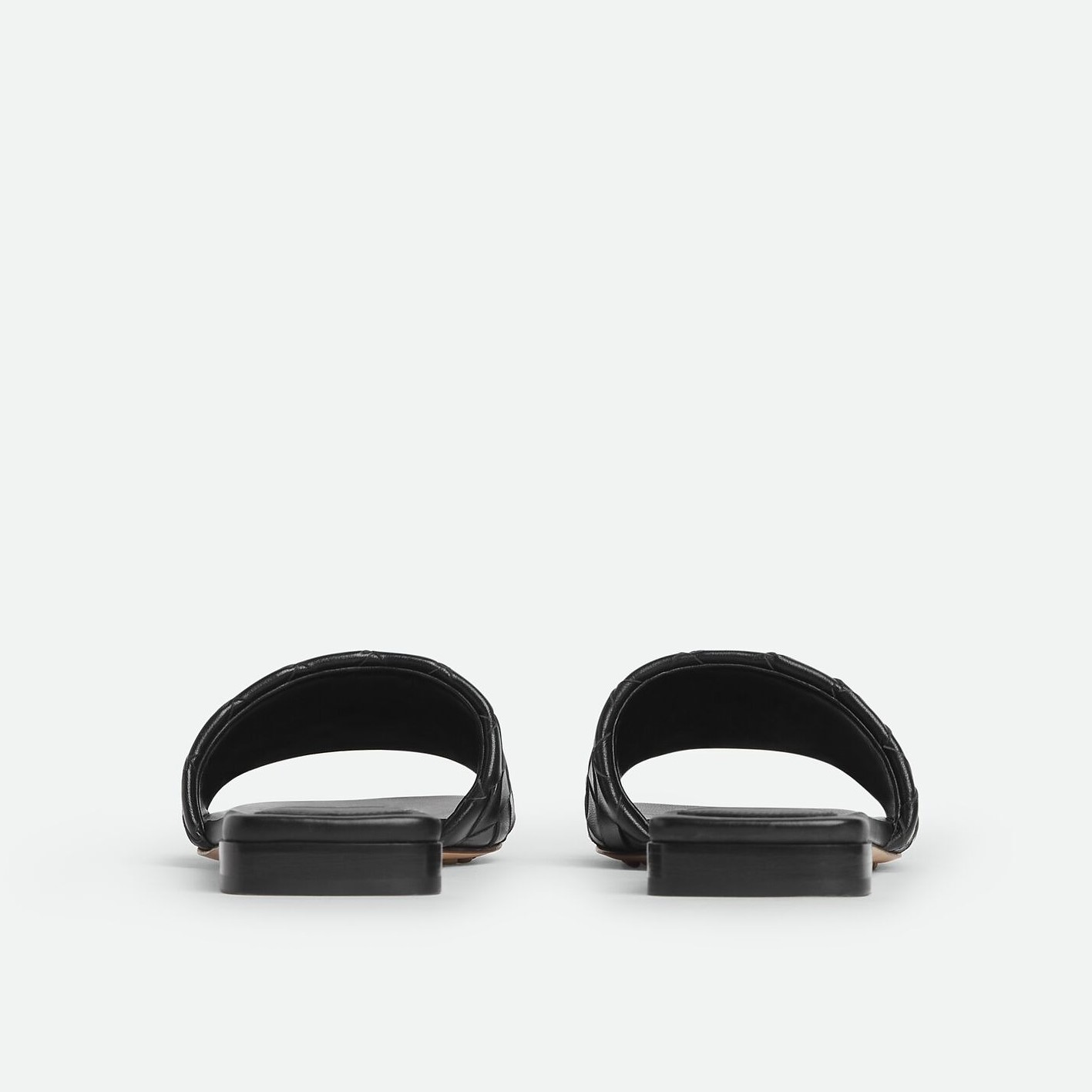 B0tt*ga Ven*ta Parco Flat Mule Black For Women 837737V2ED01000