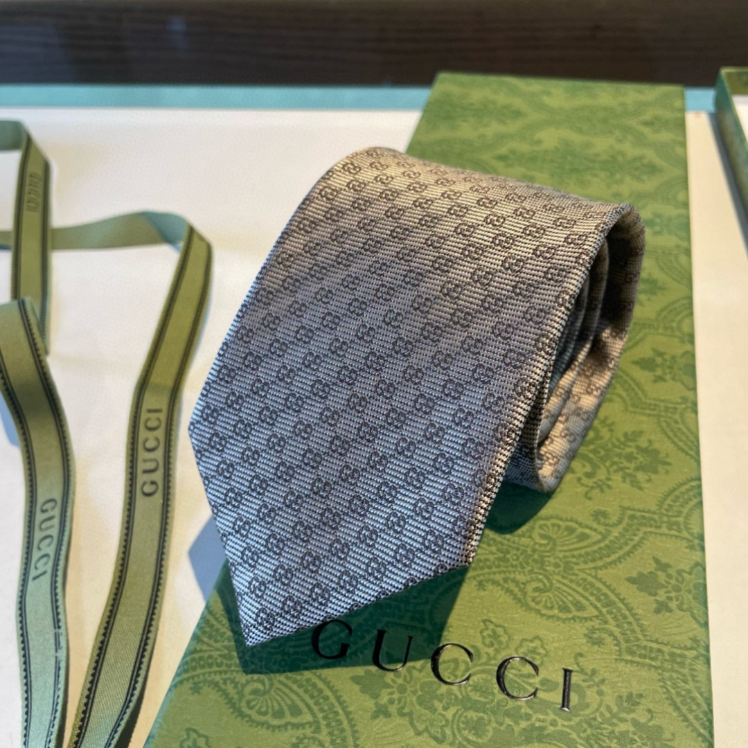 Gvc*1 Monogram Interlocking G Jacquard Tie Light Grey For Men