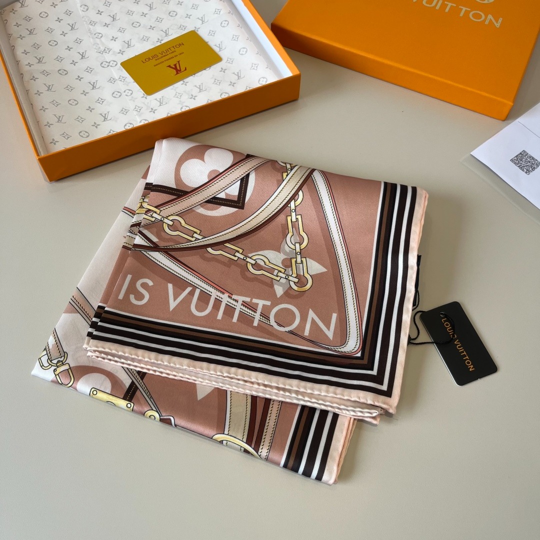 L0vis Vvtt0n Ultimate Monogram Square 90 Scarf Dune For Women 35.4in/90cm M79587