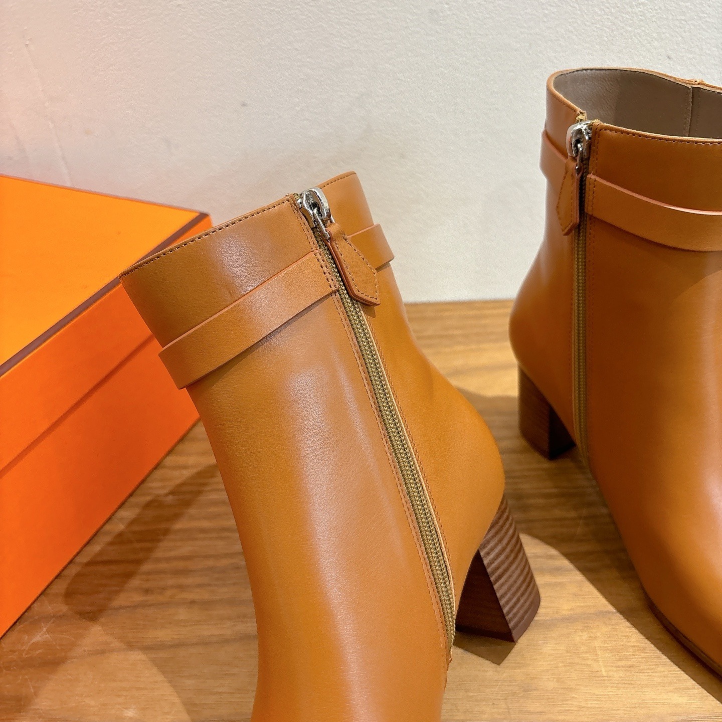 H**me5 Saint Germain Ankle Boots Naturel For Women H202257Z A3350