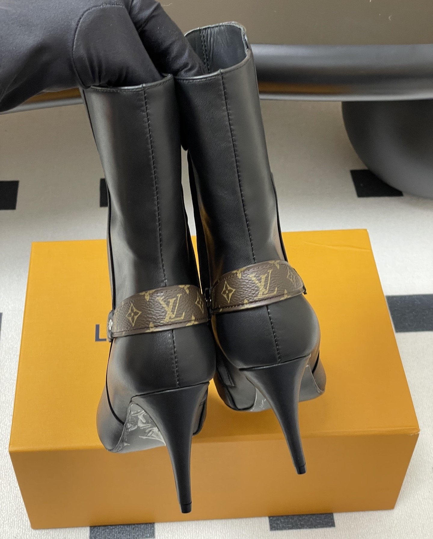 L0vis Vvtt0n Legacy Ankle Boots Black For Women 1AIEUG