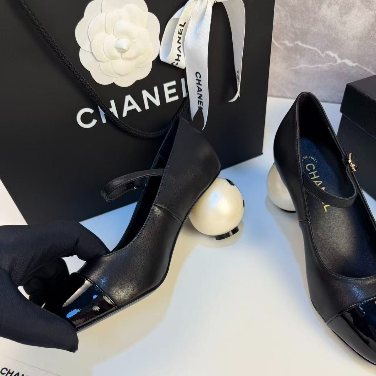 Ch**el Mary Janes Black For Women G46775-B22202-94305