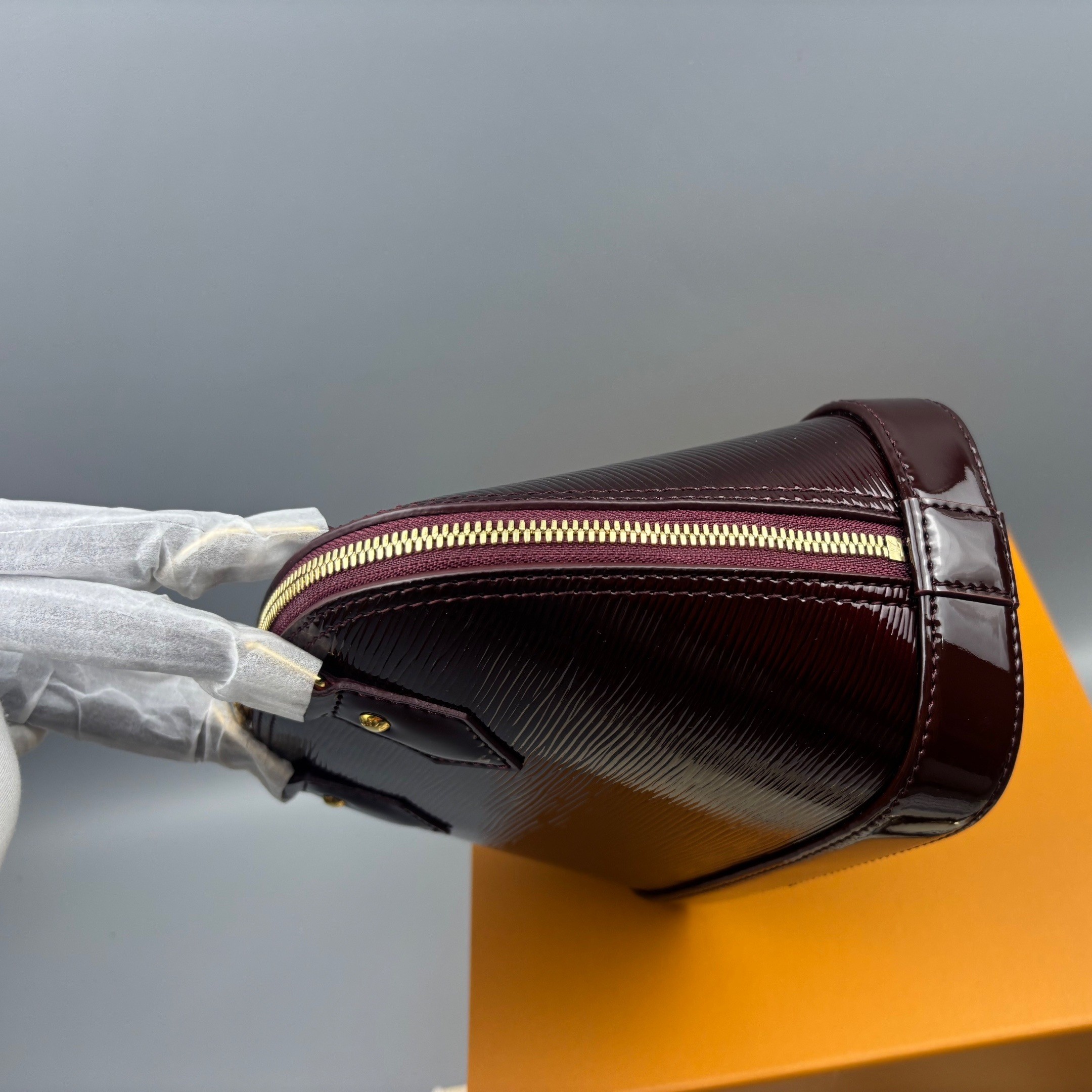 [True-to-ORIGINAL] L0vis Vvtt0n Alma BB Burgundy For Women 9.3in/23.5cm