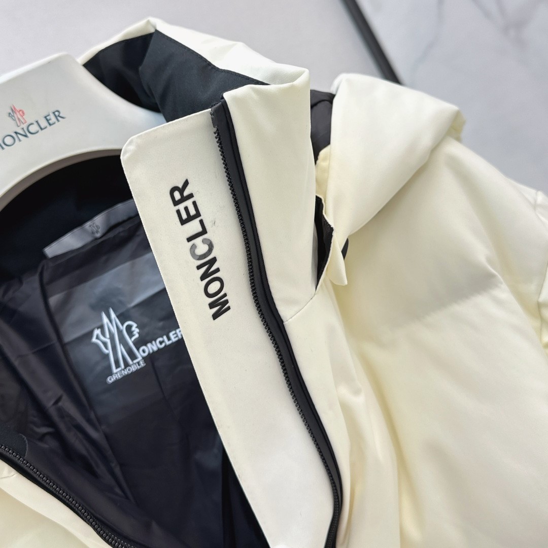 Moncler Tolima Hooded Down Ski Jacket White For Women