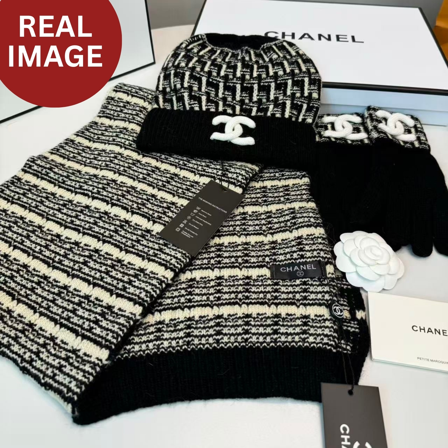 Ch**el Winter Set – Hat, Scarf And Gloves Black For Women