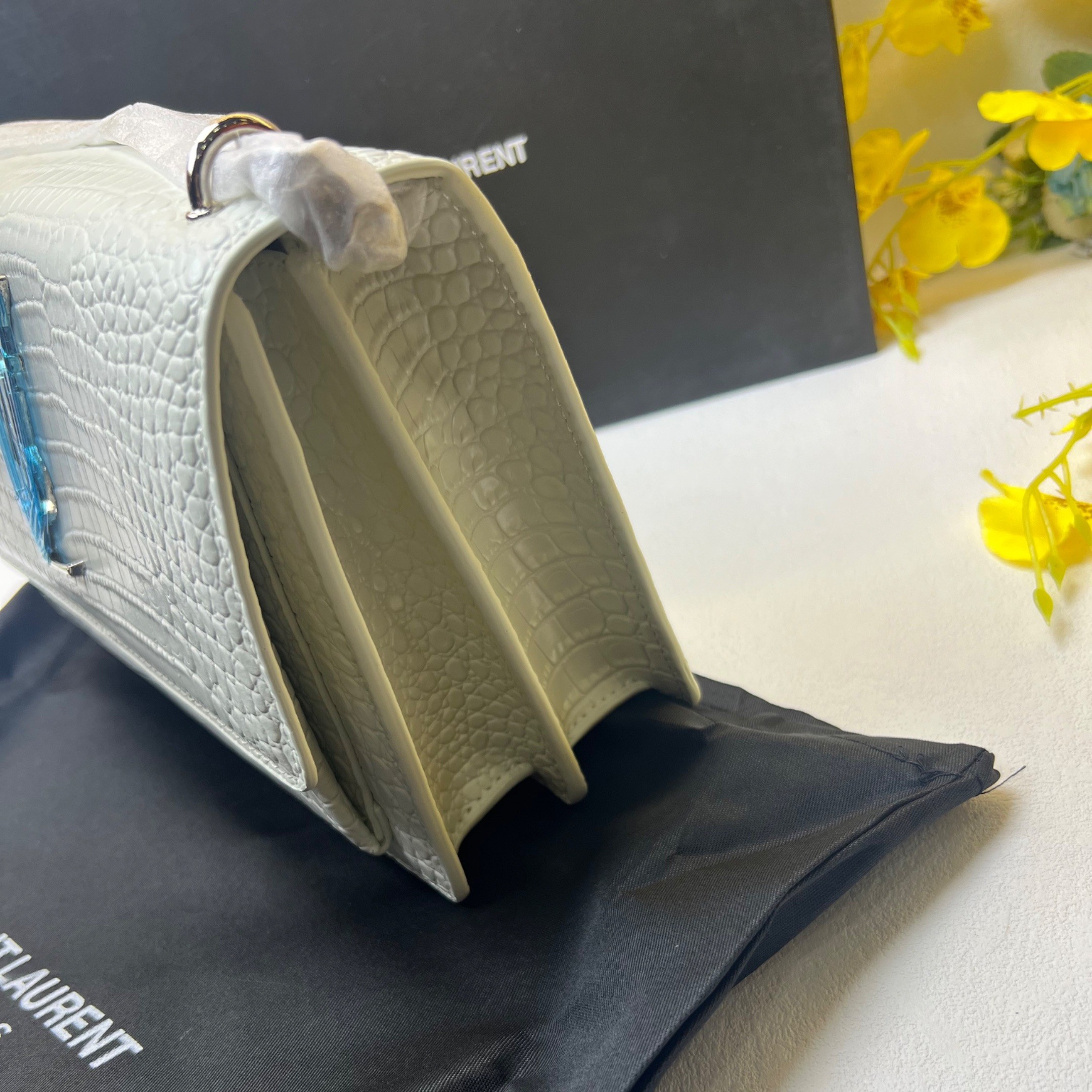 Sa1nt Lau*nt Sunset Chain Bag White With Silver Hardware For Women 7.4in/19cm Y51 533026DND1N9207