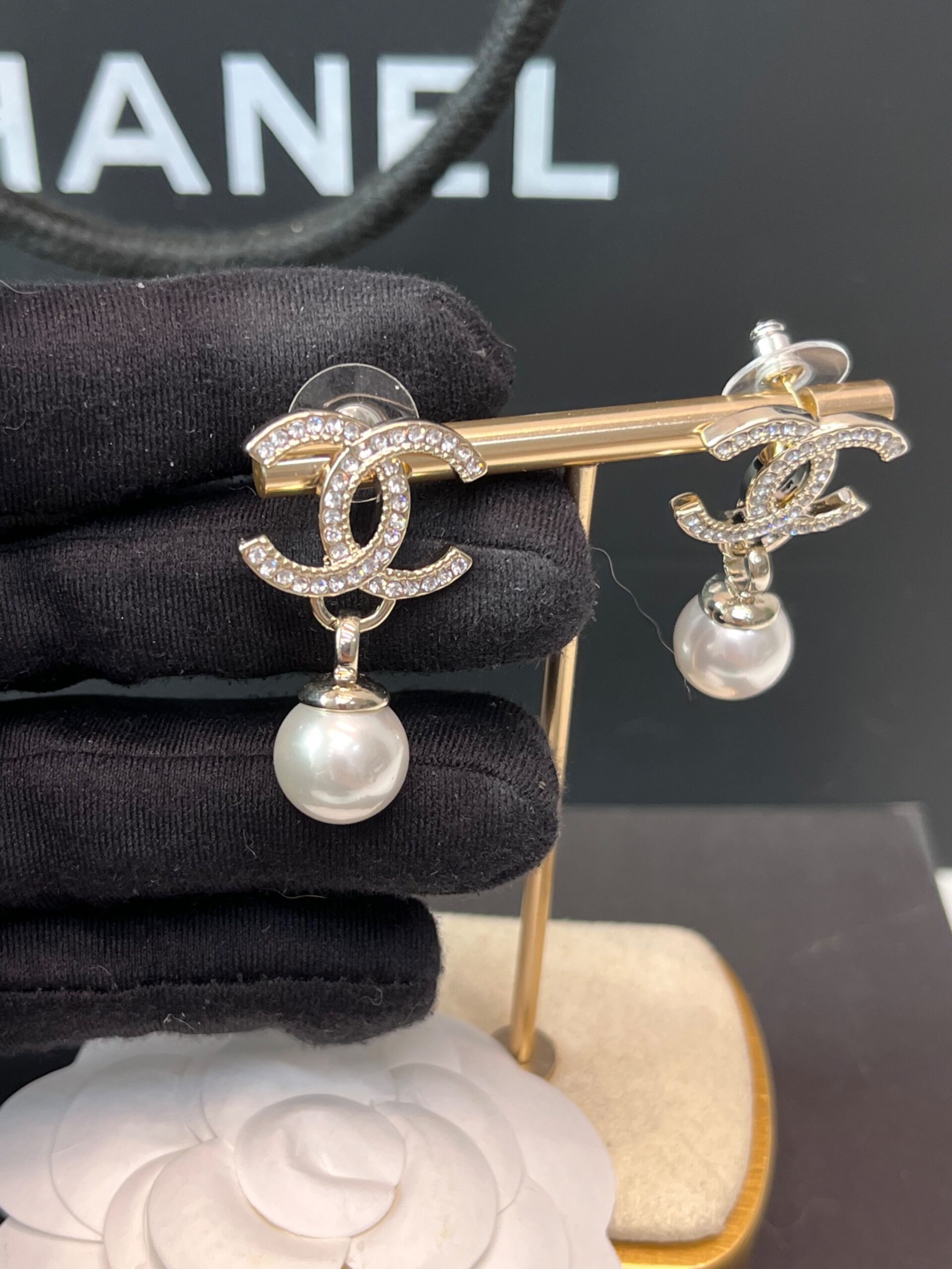 Ch**el Shaped Pearl Letter Earrings Light Rose Gold For Women