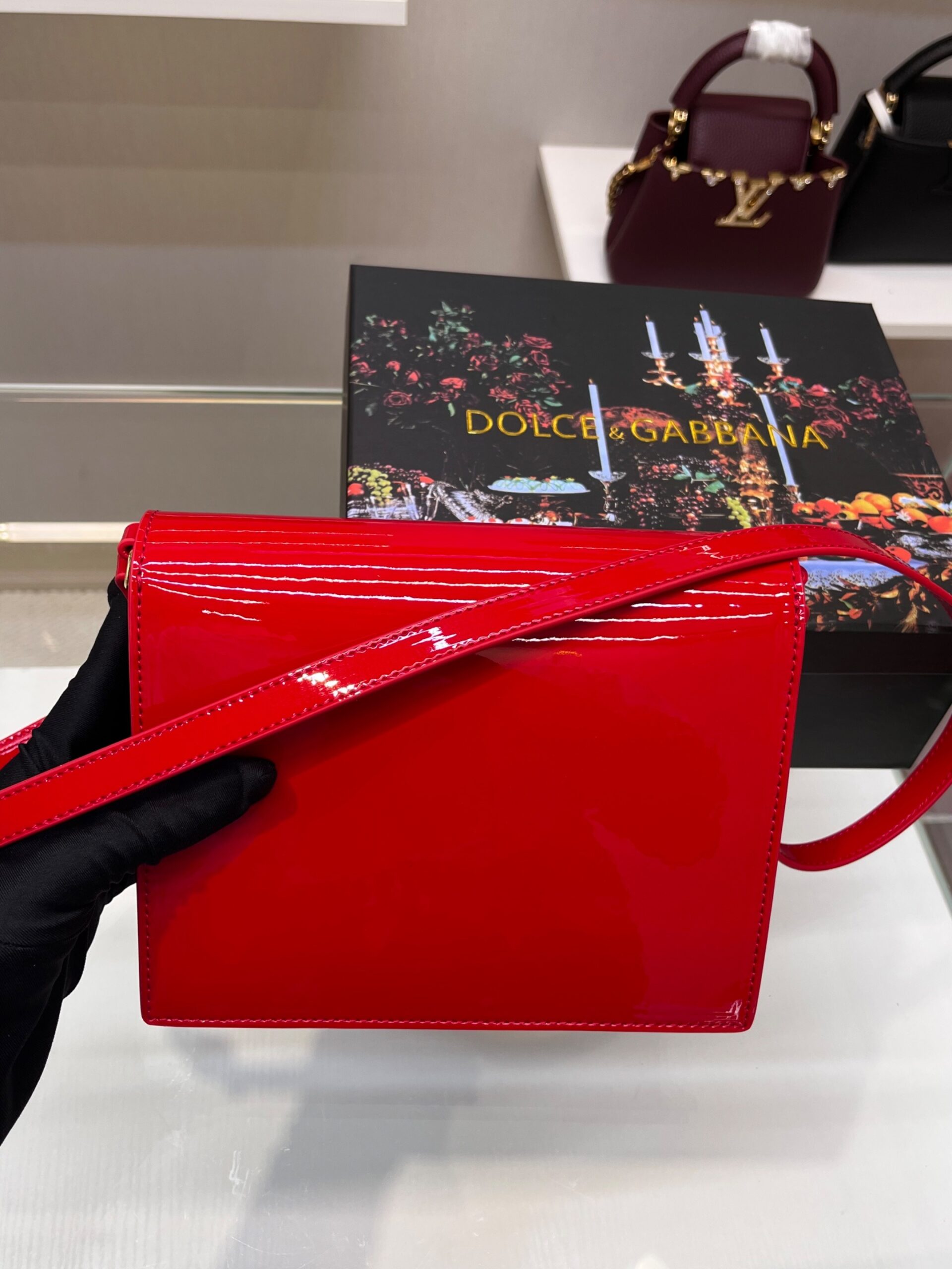 [True-to-ORIGINAL] Dolce Gabbana Logo Bag Red For Women BB7287A147180315- 20 Cm/ 7.8 Inches