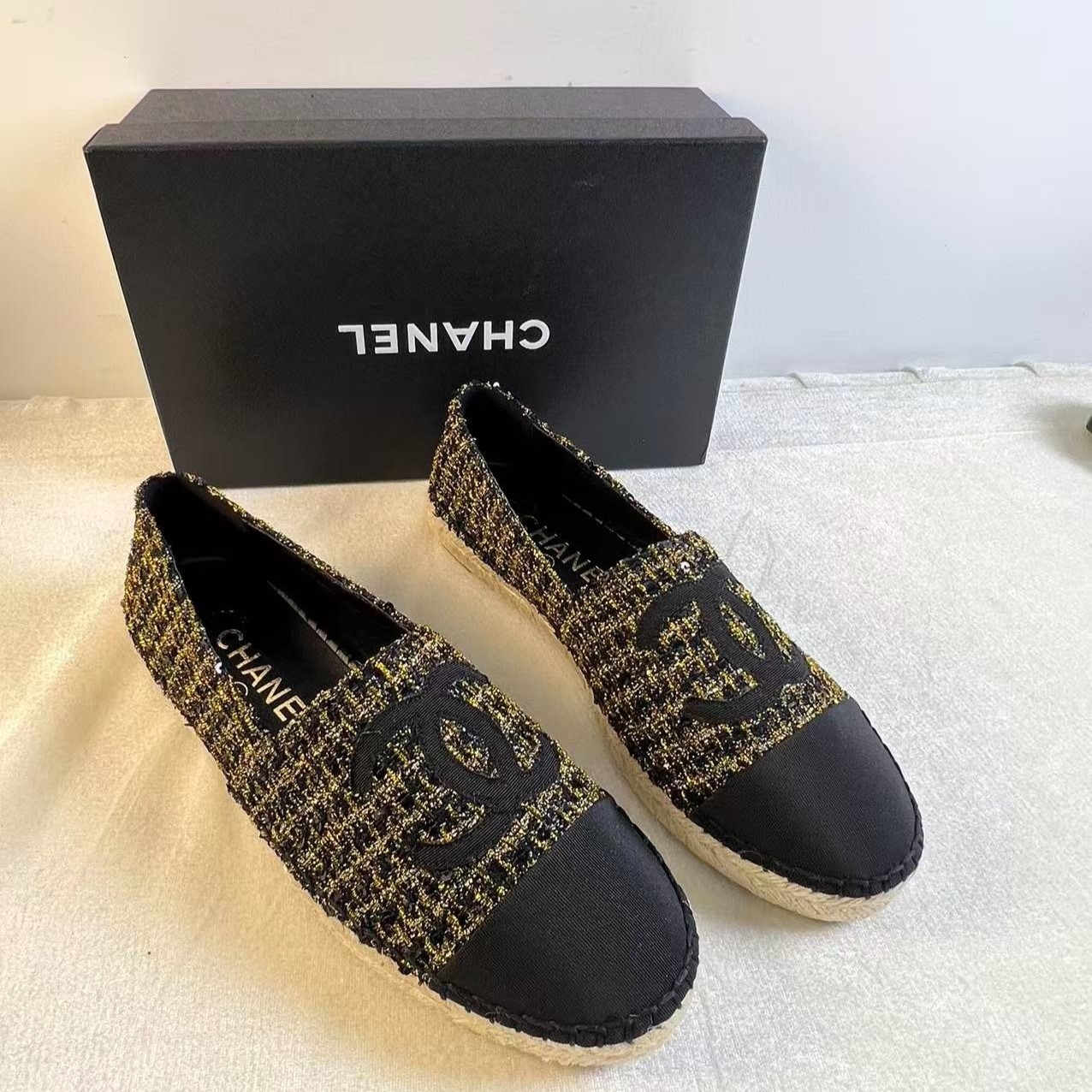 Ch**el Espadrilles Tweed Black/Gold For Women