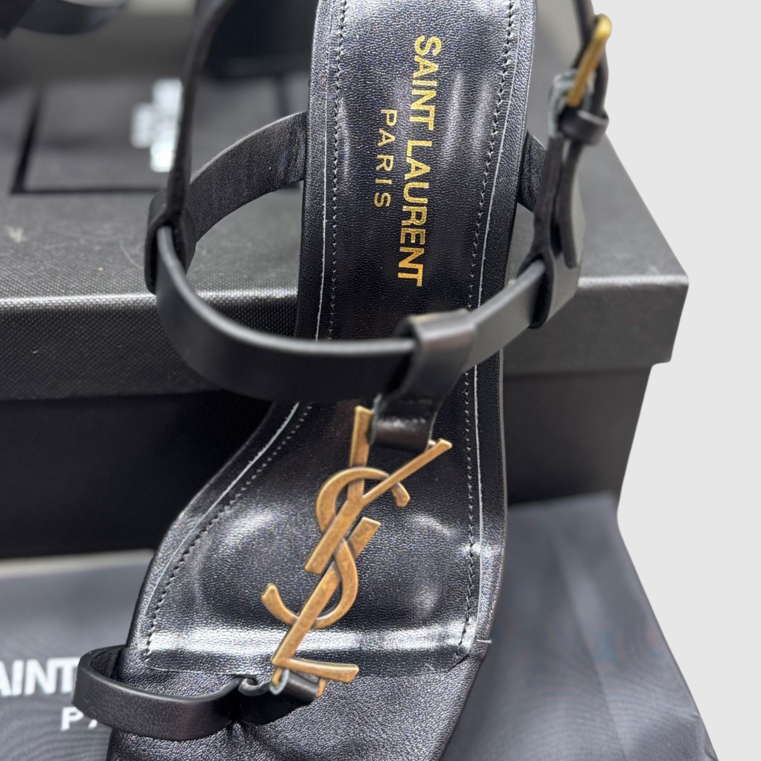 Sa1nt Lau*nt Women’s Cassandra Heeled Sandals Black For Women Y51 658198DWETT1000