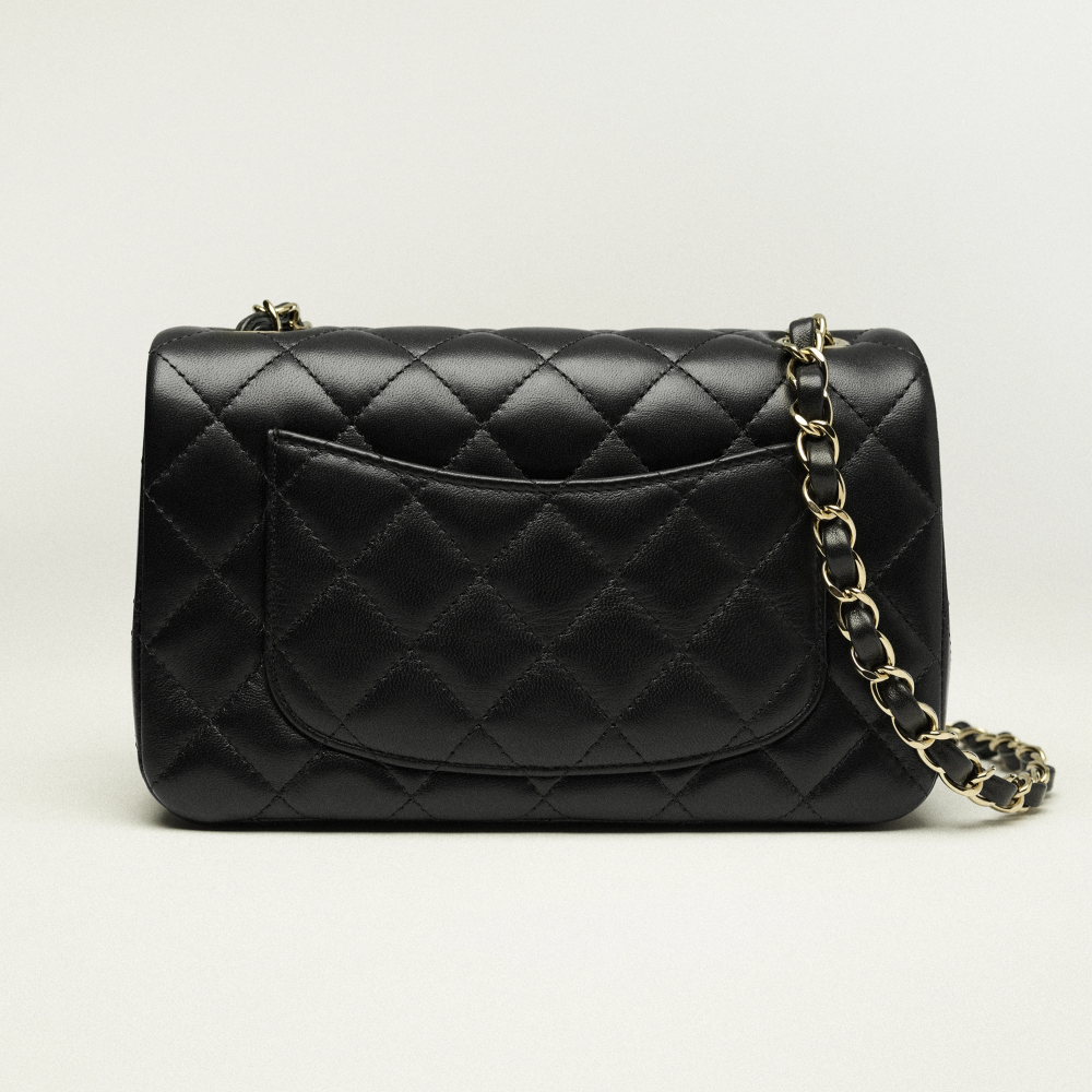 Ch**el Classic Flap Bag Gold Toned Hardware Black For Women, Women’s Bags, Shoulder And Crossbody Bags 7.8in/20cm A01116