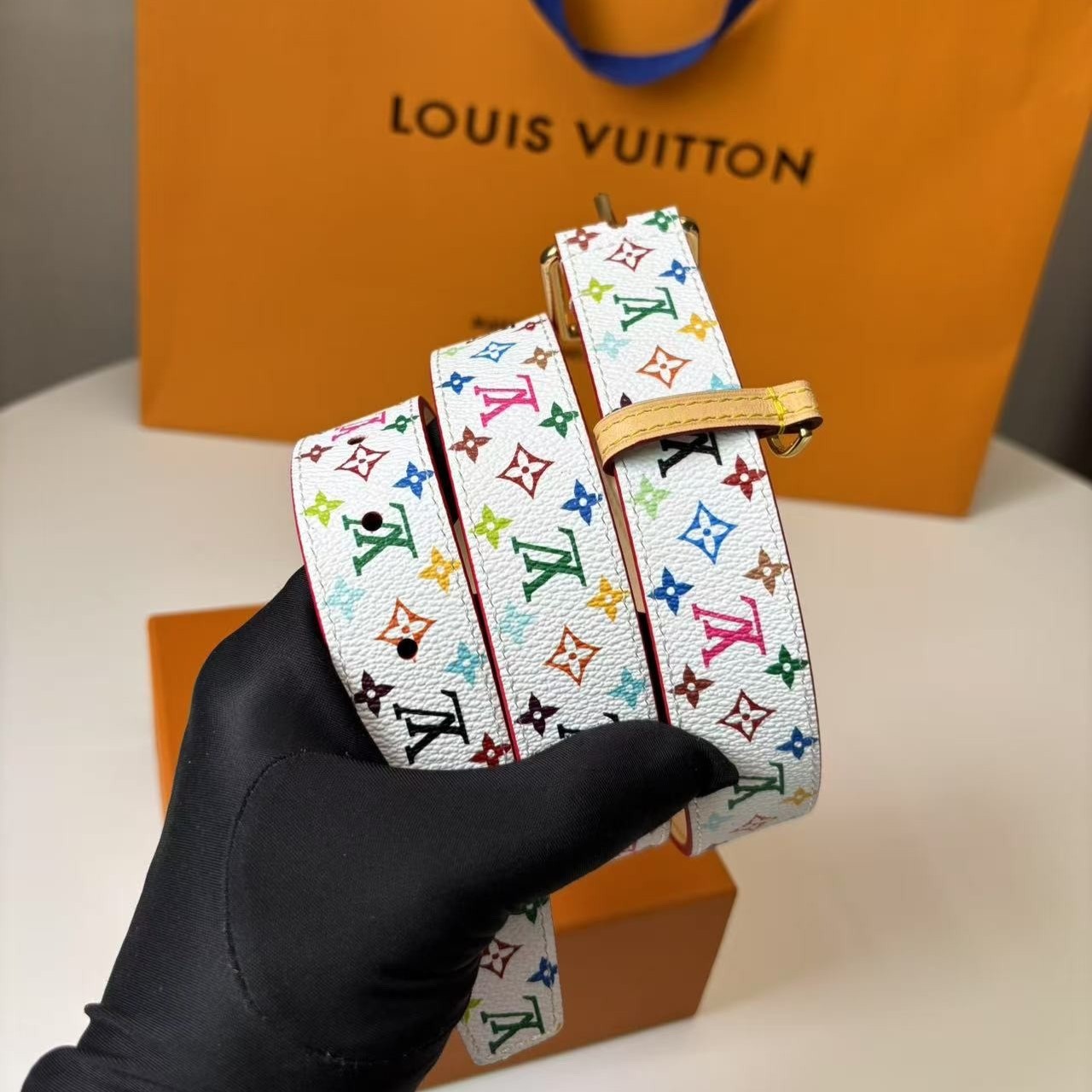 L0vis Vvtt0n LV x TM LV D-Ring 30mm Belt Blanc – M8981U