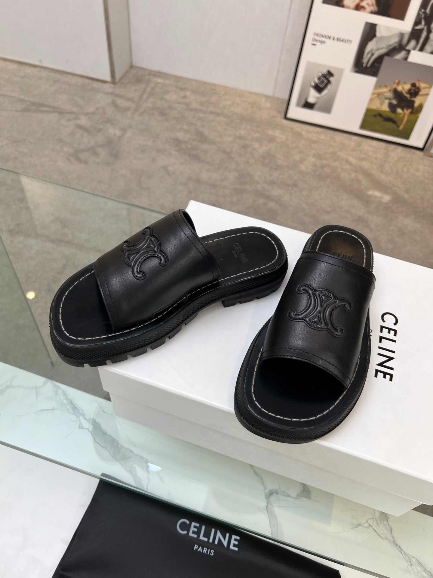 Ce1i*e Clea Triomphe Slide Black For Women
